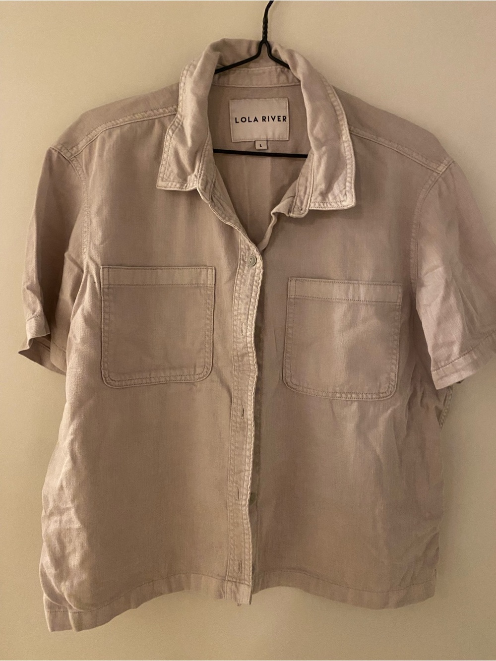 Men's Short Sleeve Button-Down Shirt in Light Beige